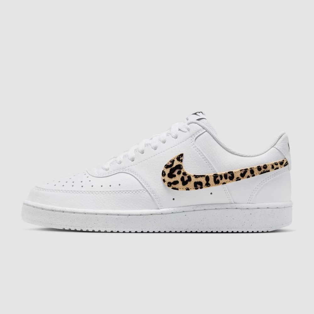 Nike Women's Sneakers - Picture 8 of 8